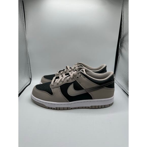 Nike Dunk Low GS “College Grey Black” size 6.5y/8 womens - Picture 1 of 6